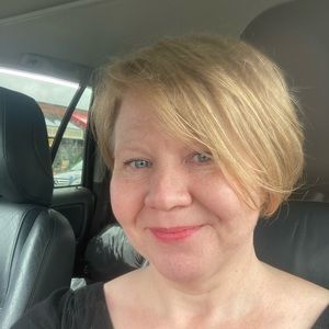 Meet your Posher, Kara